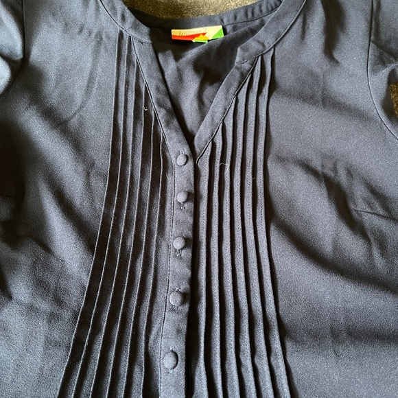 Fervour (ModCloth) Tie-back Button Top - Picture 4 of 8